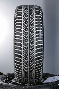 Goodyear Ultra Grip 8 Performance